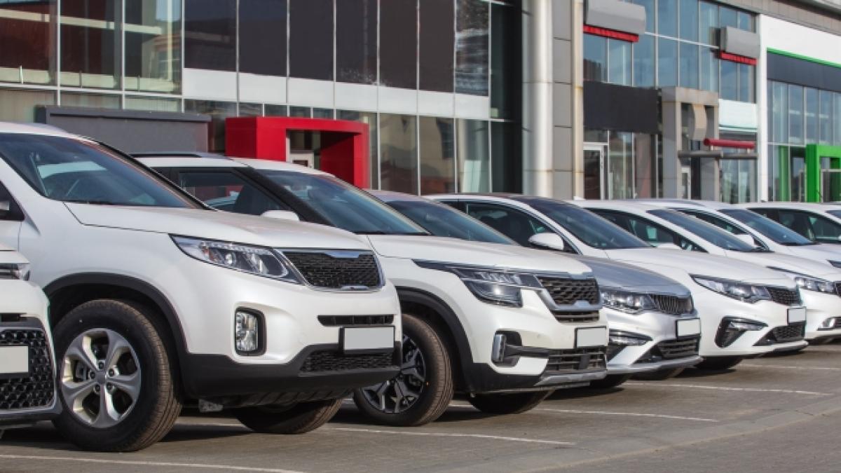 Auto aziendali, la tassazione aumenta del 50% sui modelli diesel e benzina vecchi più di cinque anni