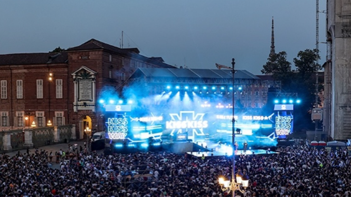 Concerto di Radio Kiss Kiss a Torino, il centro diviso in zona rossa e zona gialla. Come muoversi