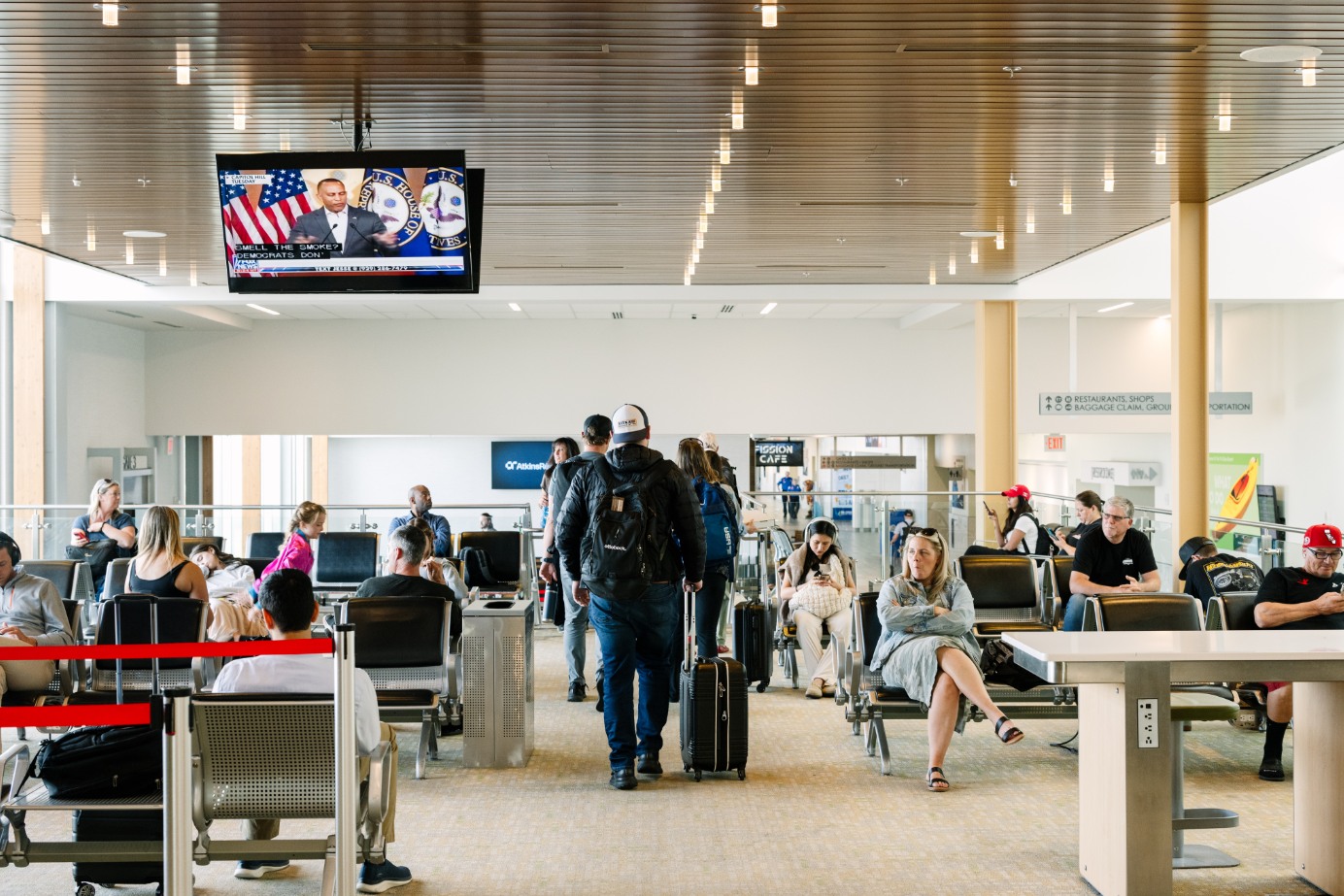 Il volo più pazzo tra Italia e Usa: 3 compagnie, 5 aeroporti, 40 ore e una sola persona che l’ha prenotato