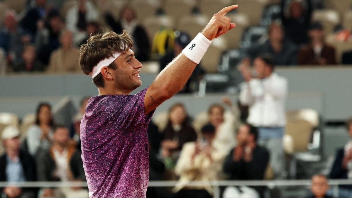 Tennis, i francesi si inchinano al successo del modello italiano e ora vogliono imitarci
