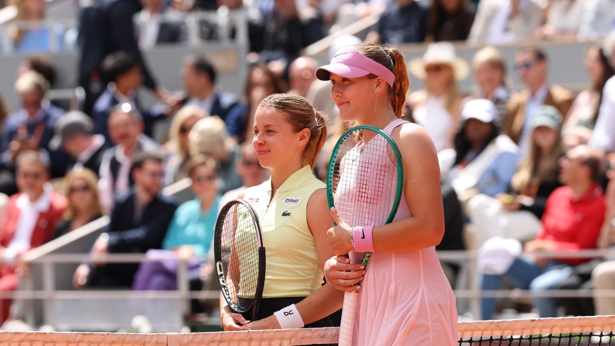 Chwalinska-Andreeva, la finale femminile del Roland Garros in diretta: 0-1, subito break per Mirra