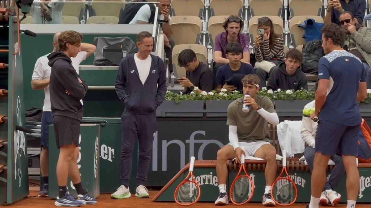 Cobolli, l'amico Bove a Parigi per la finale con Zverev al Roland Garros