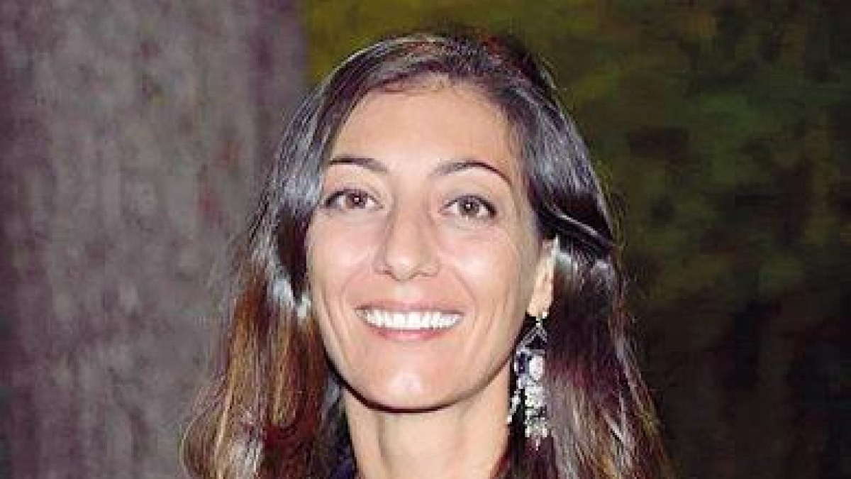 Morte della giudice Ercolini, indagati per omicidio il marito e un ex poliziotto: «L'impiccagione con un foulard fu una messinscena»