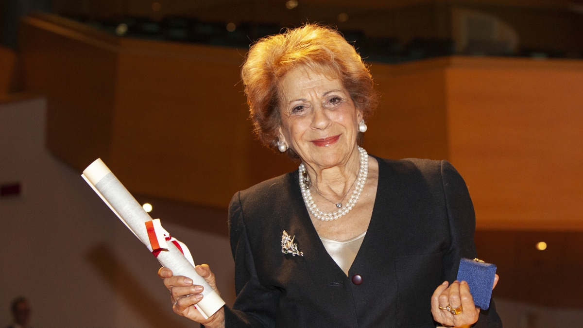 È morta Sultana Razon, vedova di Umberto Veronesi: sopravvissuta alla Shoah, ha dedicato la vita a combattere i tumori dei bambini