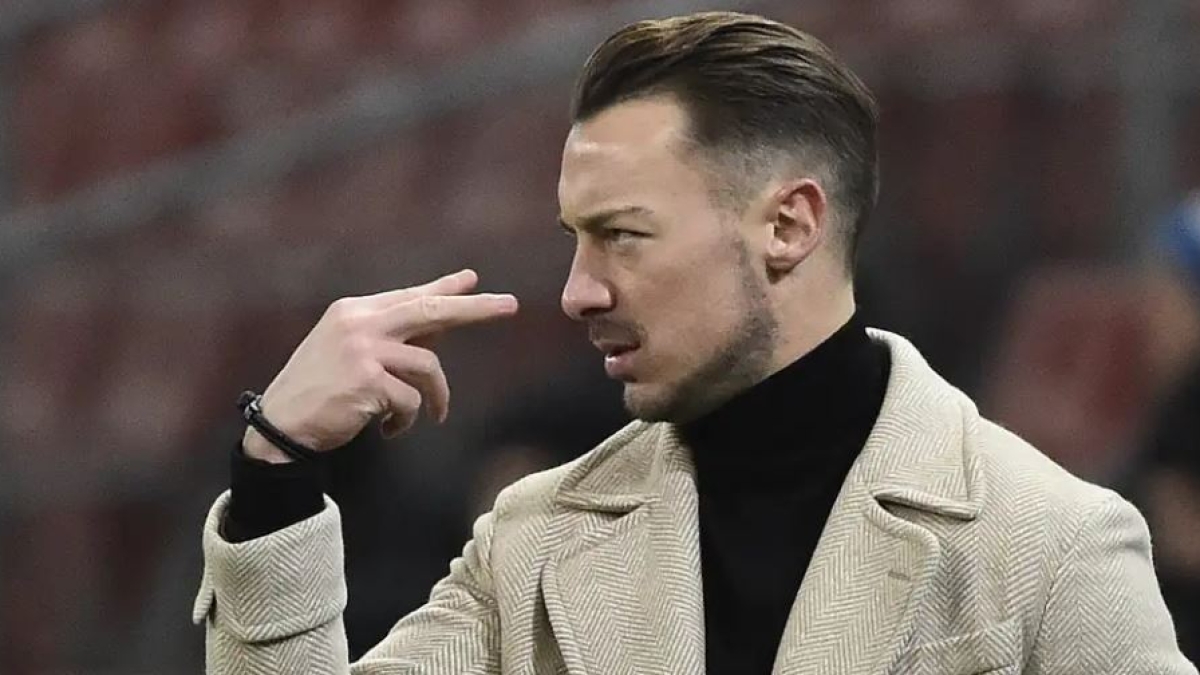 Calciomercato, le notizie di oggi in diretta: Milan spunta Jaissle per la panchina, Napoli forte su Gila, Baldanzi al Genoa è fatta