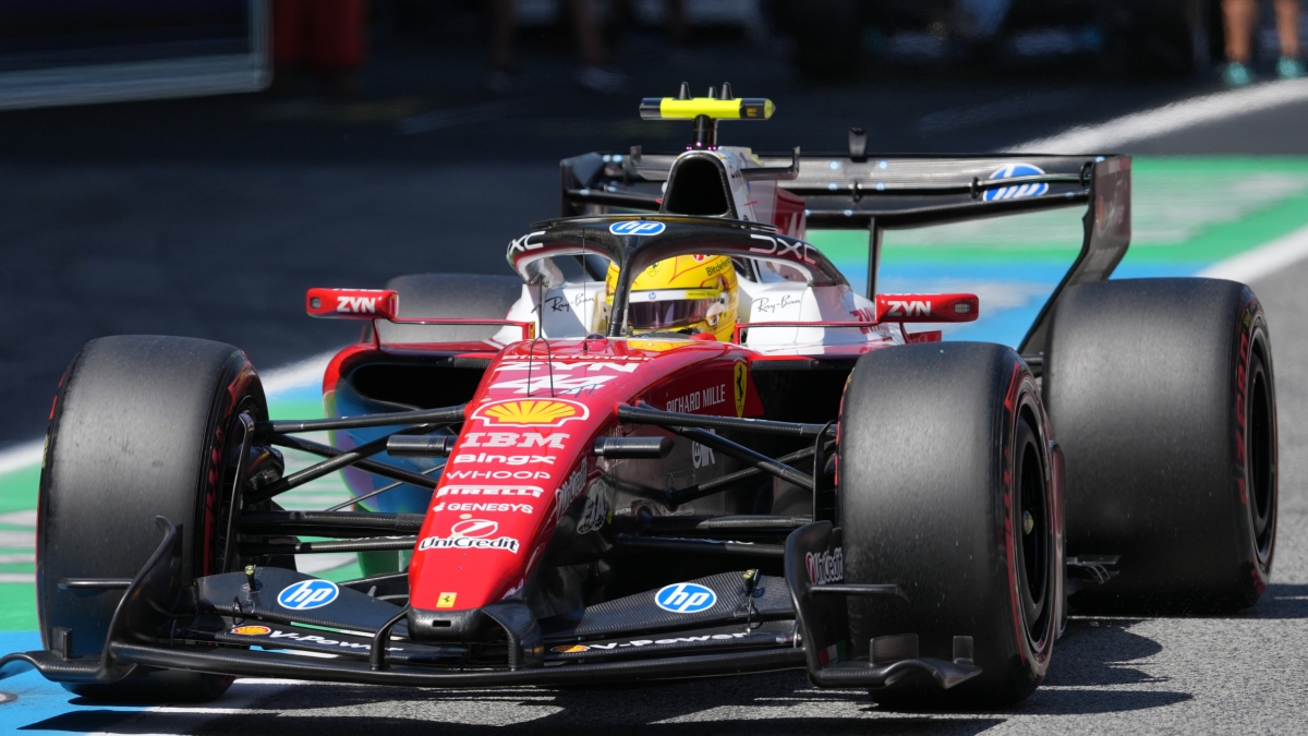 F1 Gp Barcellona, la gara in diretta: Hamilton al secondo pit-stop, monta le gomme medie. Russell in testa davanti ad Antonelli e Norris