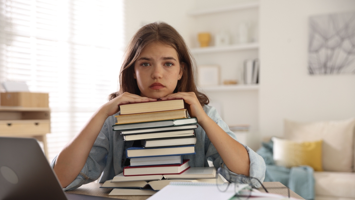 Adhd nelle ragazze: perché è meno riconosciuto? La storia di Alice (15 anni) che si sente «lenta in tutto»
