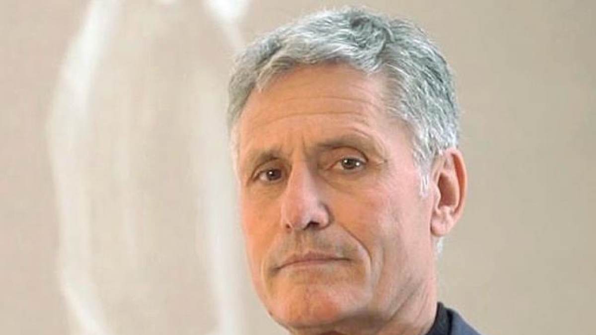 Il neurologo Sorrentino: «Il cervello dei ragazzi è un cantiere aperto. Basta anche uno spinello per fare danni profondi»