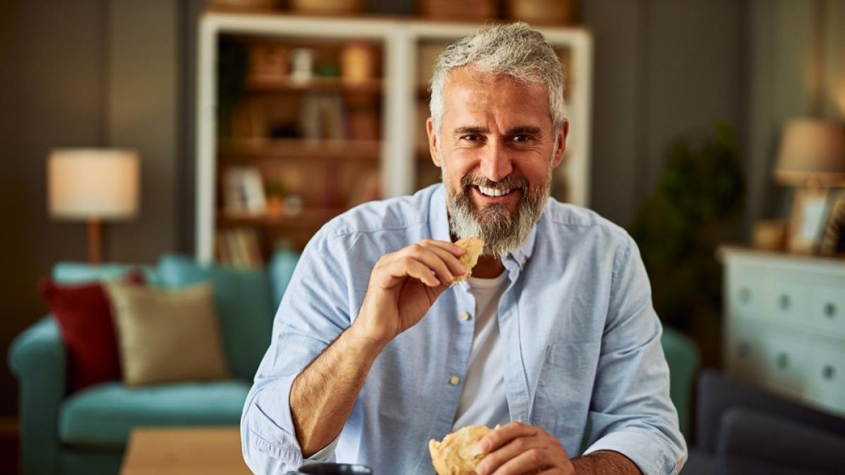 Ossa più forti negli uomini over 50: gli alimenti ricchi di vitamina K
