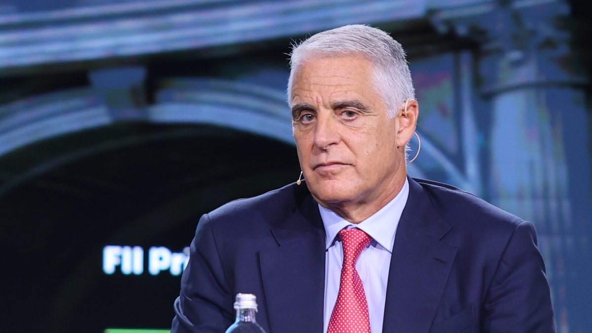 Unicredit, la mossa su Generali: l’ipotesi di uno scambio di azioni con Delfin. E su Commerzbank Orcel sfida i tedeschi