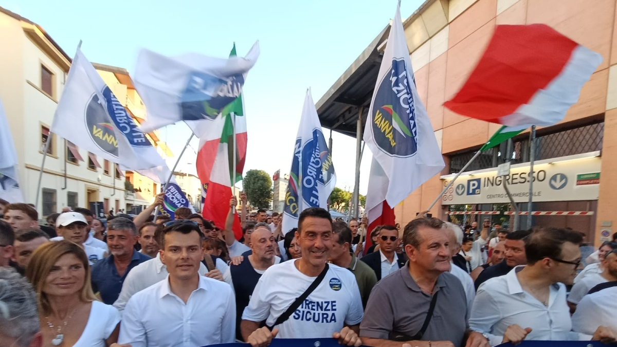 Legge elettorale, ok in commissione all'emendamento «anti-Vannacci»: i partiti approdati in Parlamento dopo il 2025 dovranno raccogliere le firme
