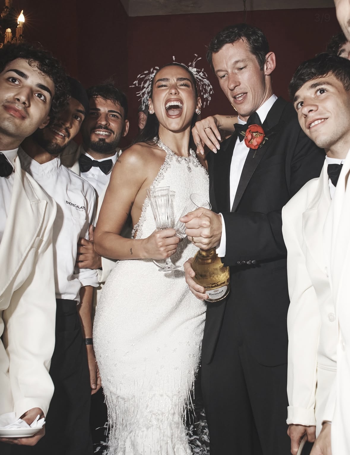 Dua Lipa, svelati finalmente gli abiti del matrimonio dell'estate