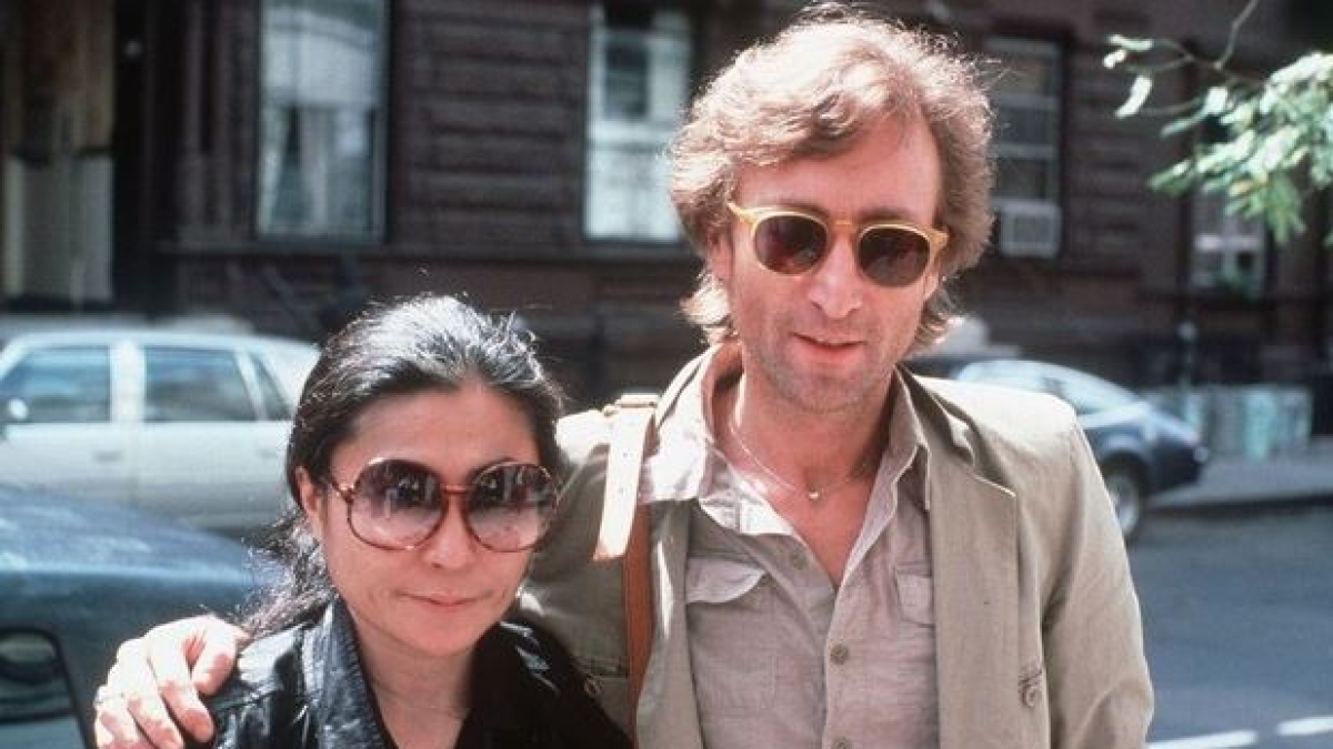«Borrowed Time», un'operazione caotica, incerta e ridondante su John Lennon