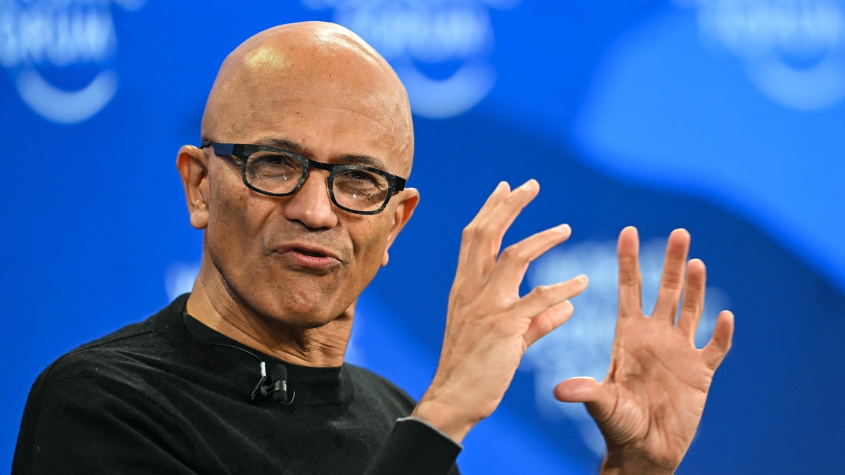 Microsoft accusa OpenAI e Anthropic: «Una tecnologia che cambierà il mondo in mano a pochissime aziende»