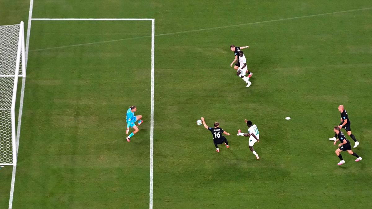 Norvegia-Senegal 3-2, gol di Pedersen, Haaland (2), Ismaila Sarr (2)