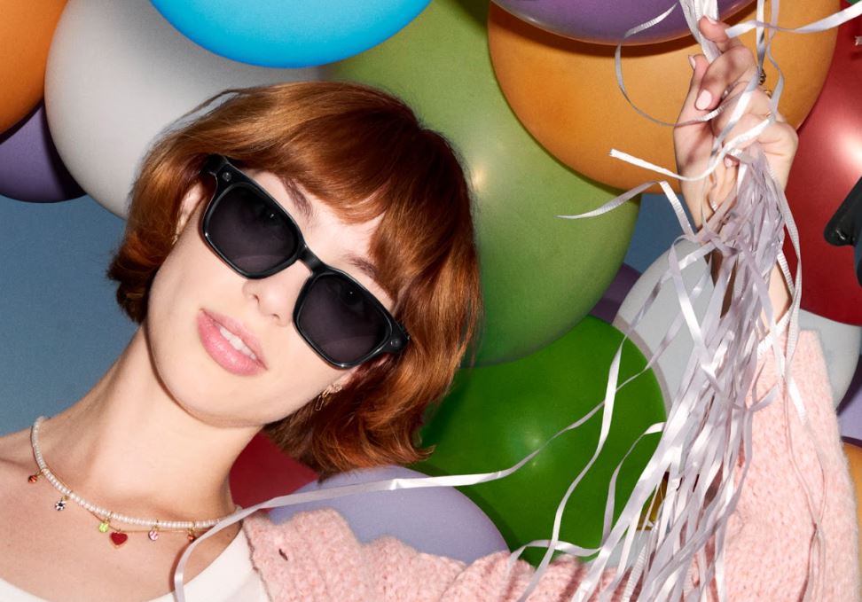 Zuckerberg rilancia sugli occhiali smart: ecco i Meta Glass, più economici e personalizzabili. Sparisce dal nome «Ray-Ban»