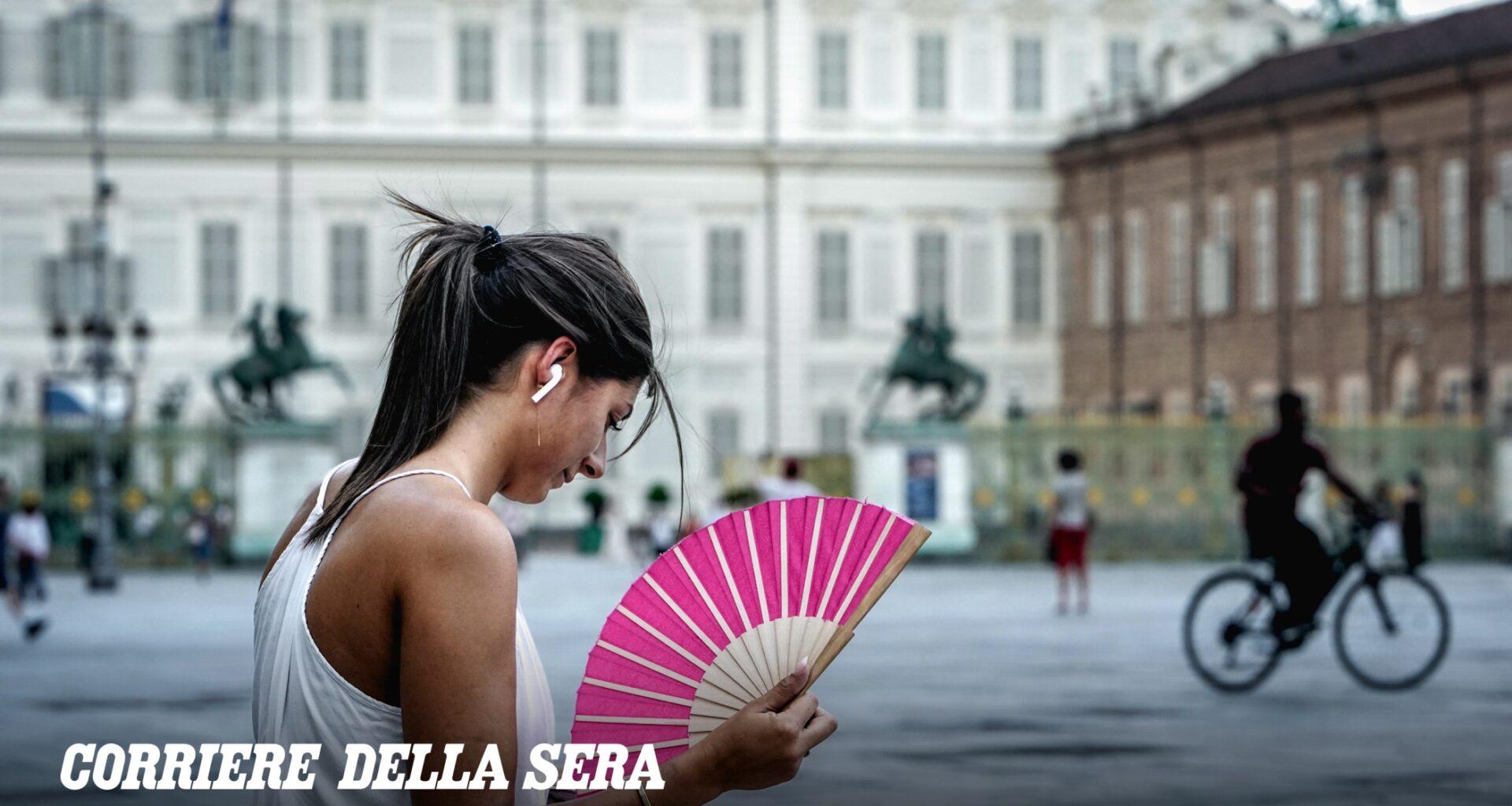 Caldo record in Italia ed Europa, la diretta | Questo weekend picchi da 40 gradi, poi il calo da martedì. L'Economist: «Le medie tra il 24 e il 26 giugno potrebbero causare 12.000 morti»