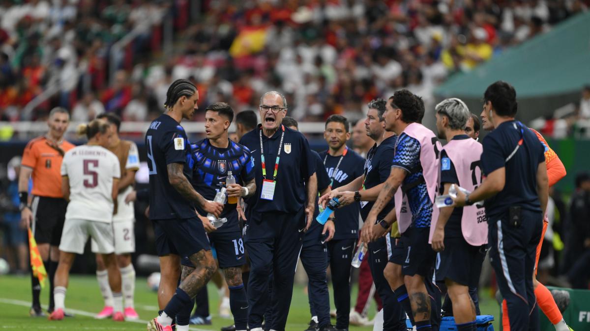 Mondiali, Bielsa disastro con l'Uruguay