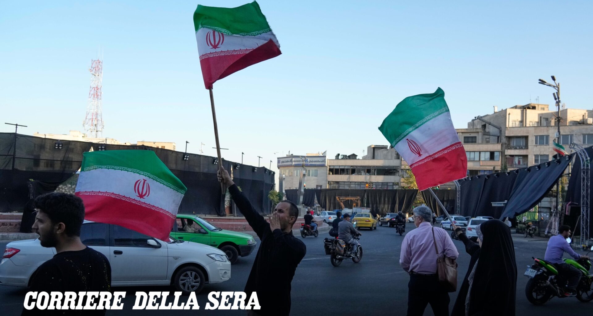 Guerra Usa-Iran, le notizie in diretta | Violazione del cessate in fuoco nello stretto di Hormuz, Usa rispondono con raid. Teheran colpisce Kuwait e Bahrein