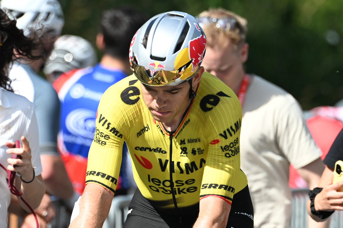 Tour Auvergne - Rhône-Alpes 2026, Wout Van Aert abbandona la corsa dopo la vittoria