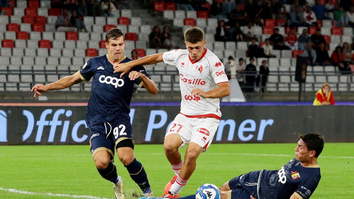 Mercato Juve: tentativo per l'esterno del Catanzaro Favasuli
