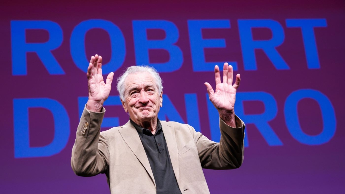 Robert De Niro a Roma per i 50 anni di «Novecento» di Bertolucci: appuntamento il 13 luglio a San Cosimato