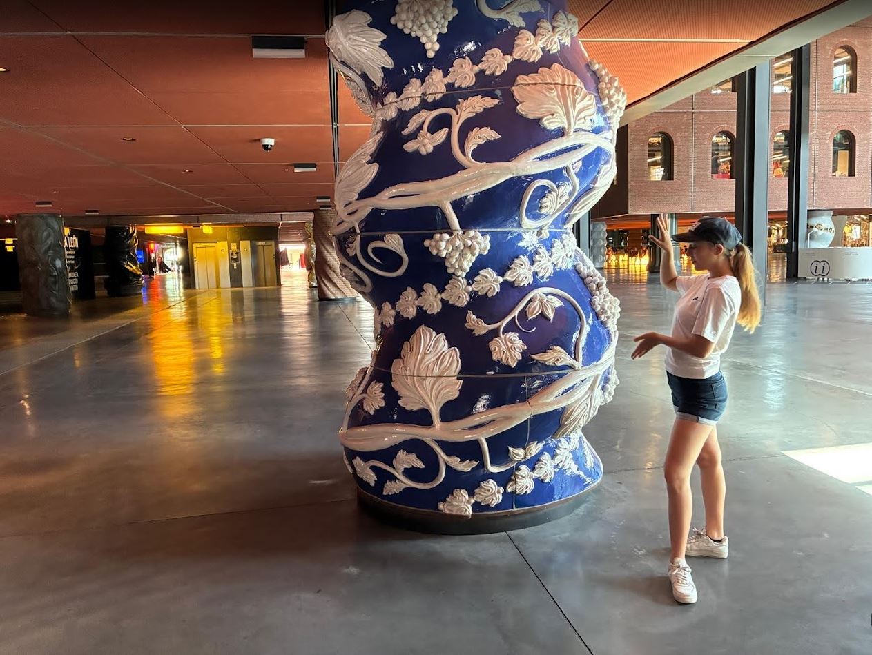 Bilbao, la quercia di Guernica e la rinascita (nel segno delle archistar): la città dove l’acciaio è diventato arte
