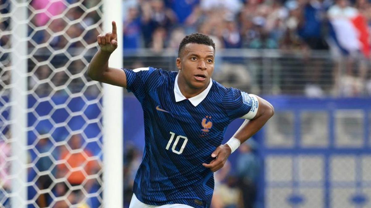 Mbappé intervista: "Non penso a Messi. Voglio fare la storia della Francia"