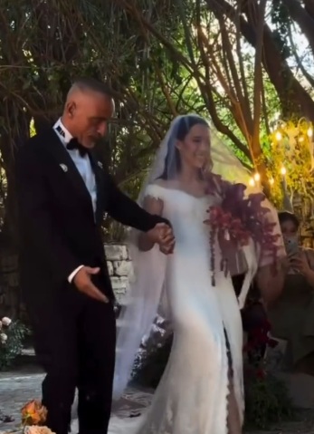 Aurora Ramazzotti ha sposato Goffredo Cerza: come regalo di matrimonio quattro canzoni d'amore