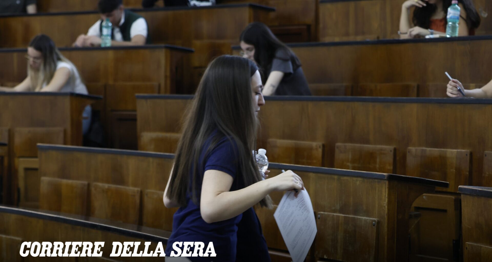 Semestre filtro di Medicina, fissate le date degli appelli. Bernini dà più tempo agli studenti per studiare