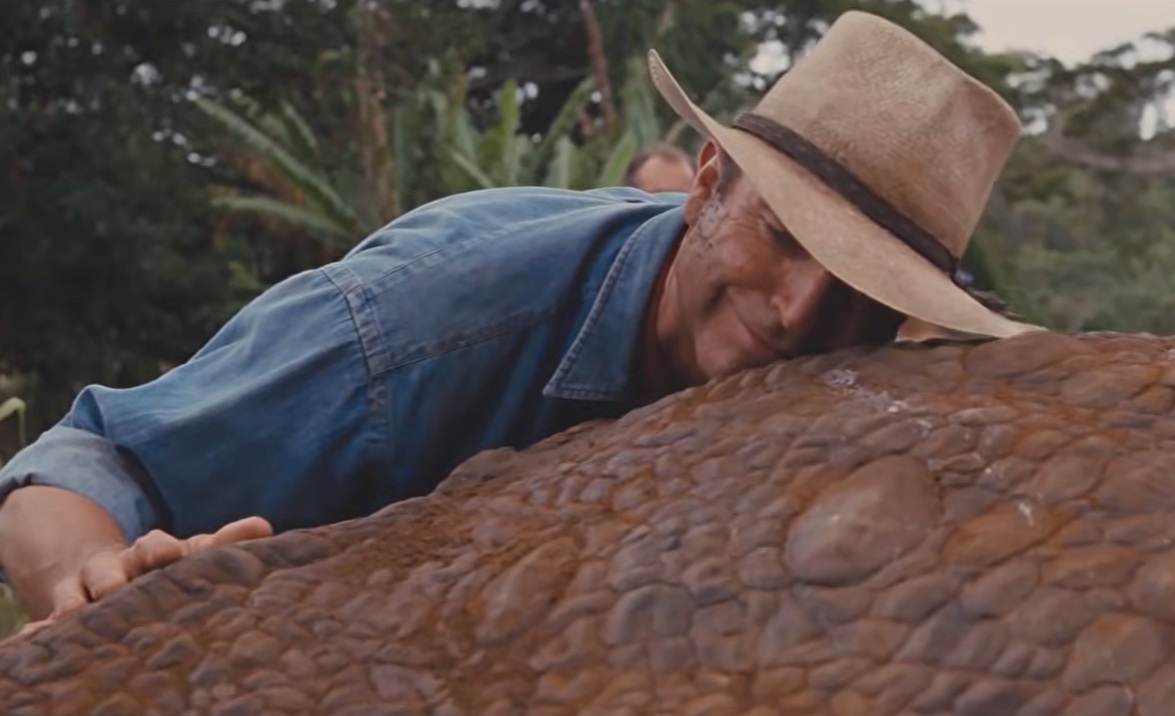 «Se non ti muovi non ti vede». La frase di Sam Neill e gli altri dettagli di Jurassic Park che oggi la scienza riscriverebbe