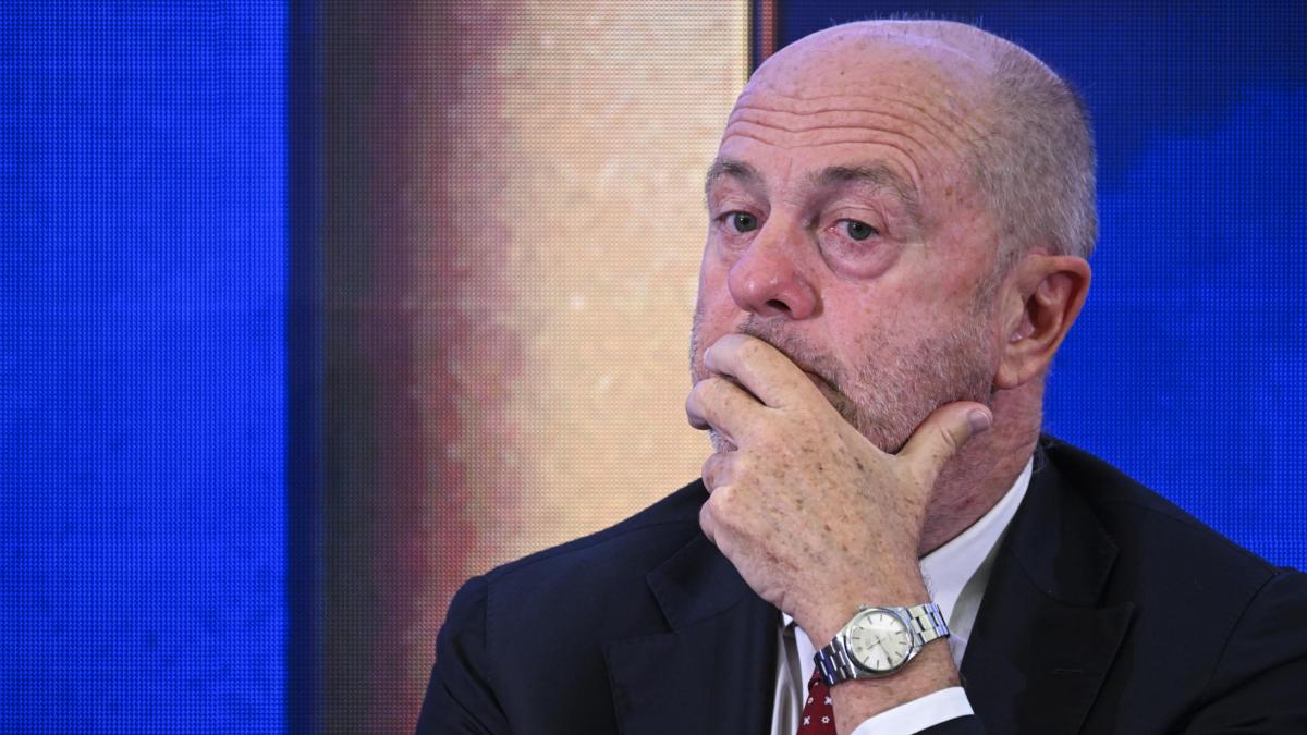 Binaghi e la battuta sul calcio. La sveglia di Garlando