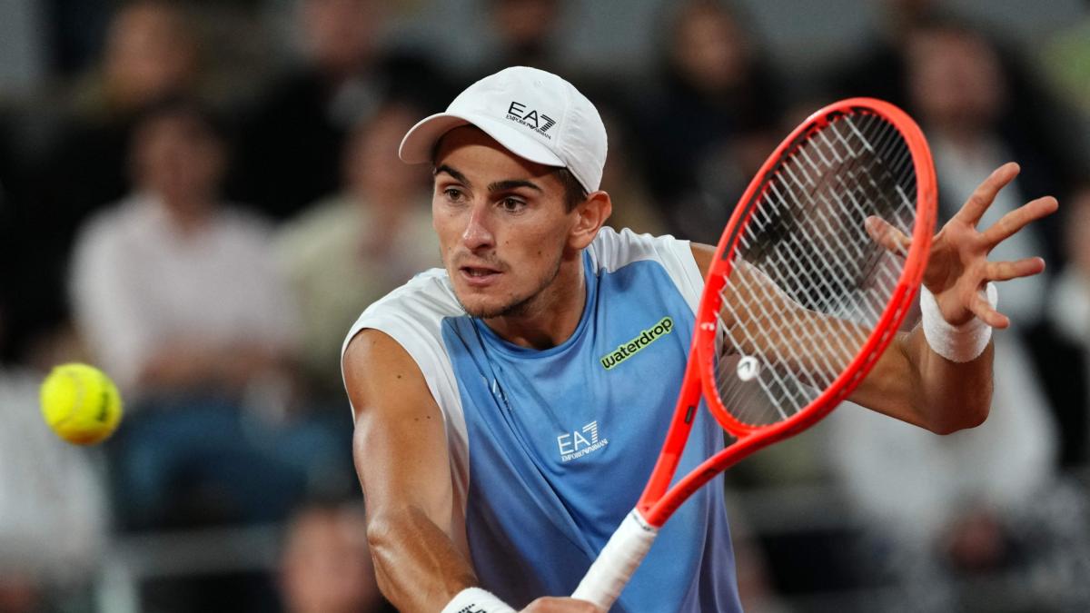Tennis, atp 250 di Umago: Arnaldi perde contro Dzumhur. Pellegrino ko a Bastad
