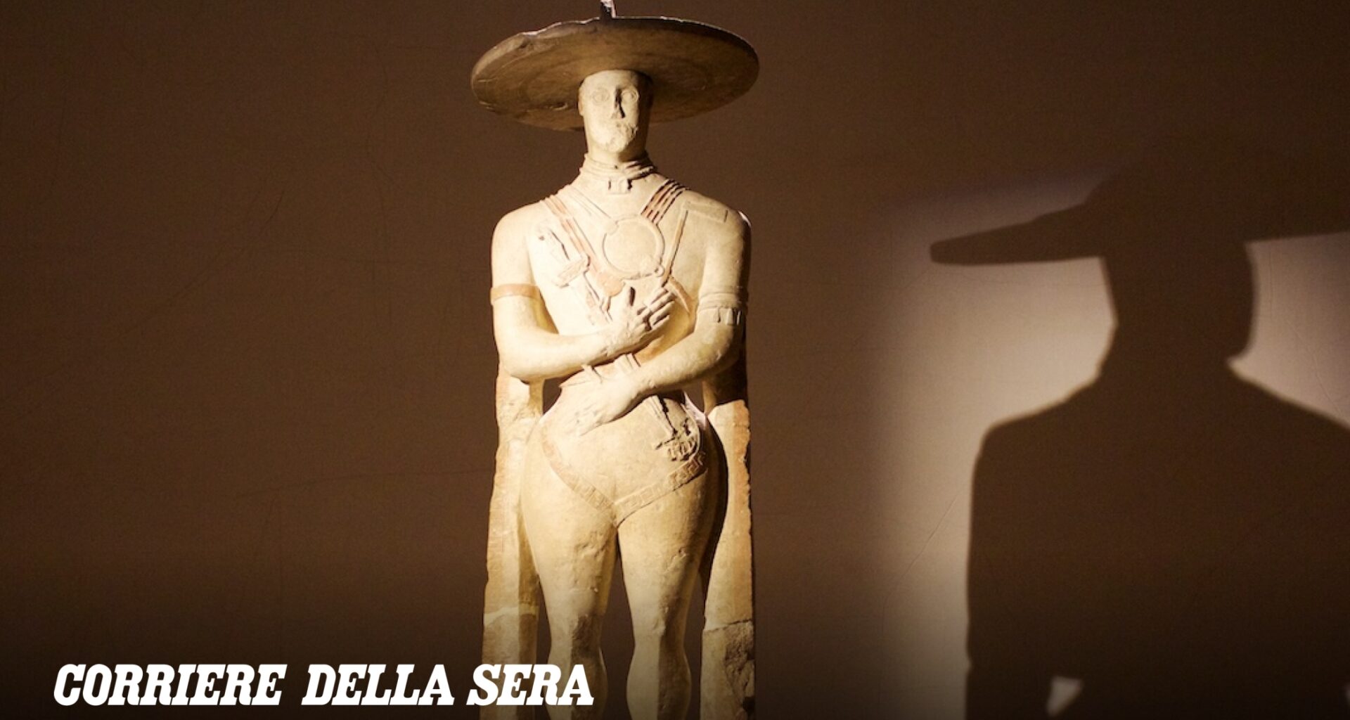 La statua più antica d'Italia è un «falso del fascismo»? La battaglia sul Guerriero di Capestrano divide l'Abruzzo