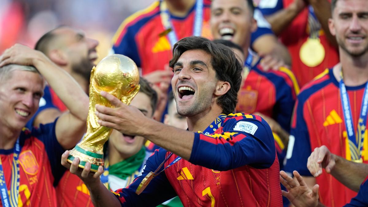 De la Fuente: "Spagna, che onore aver guidato il gruppo dalle giovanili al Mondiale"