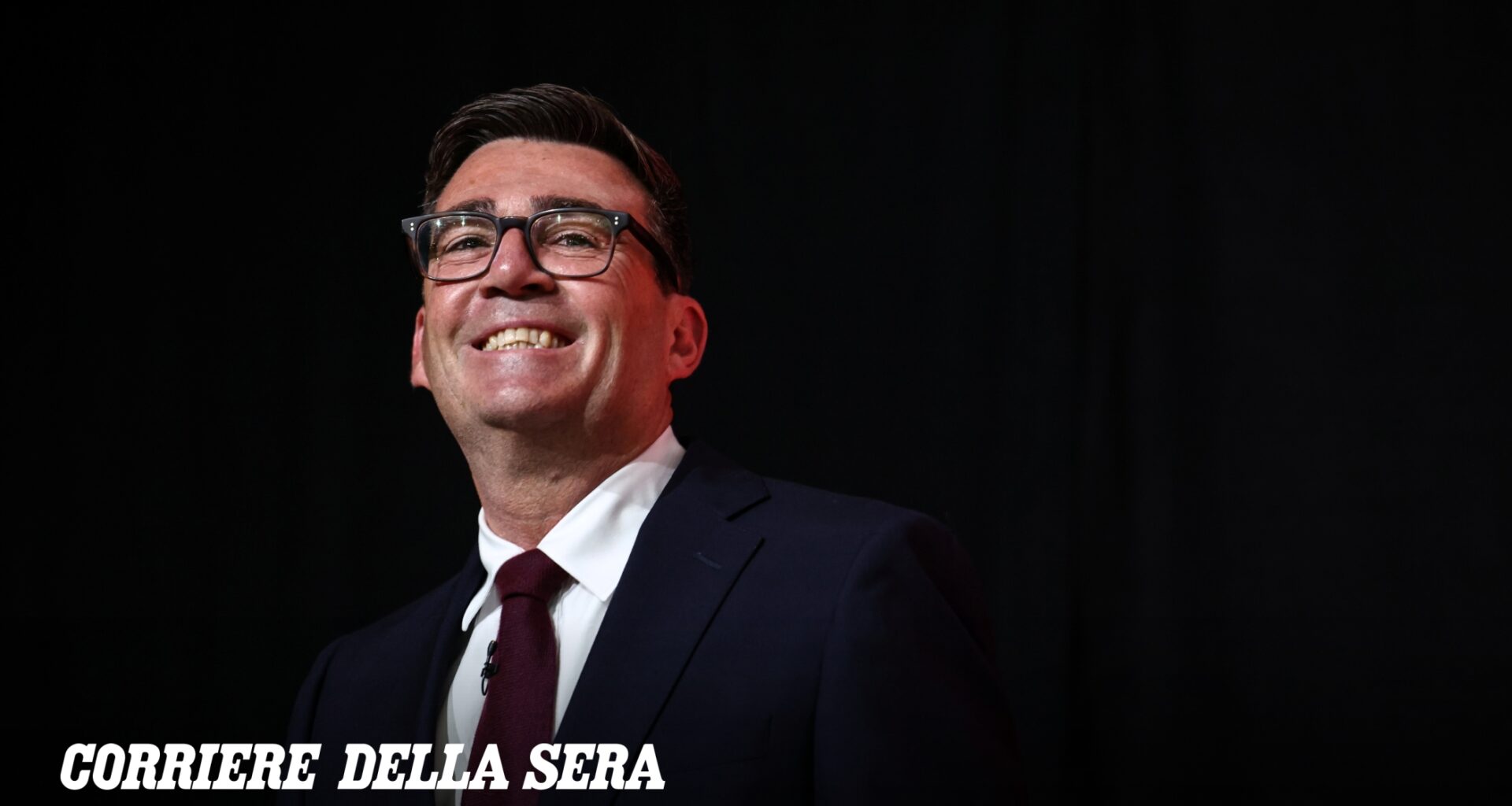 Regno Unito, oggi Andy Burnham diventa premier. L'ultimo discorso di Starmer: «Me ne vado con un sorriso orgoglioso»