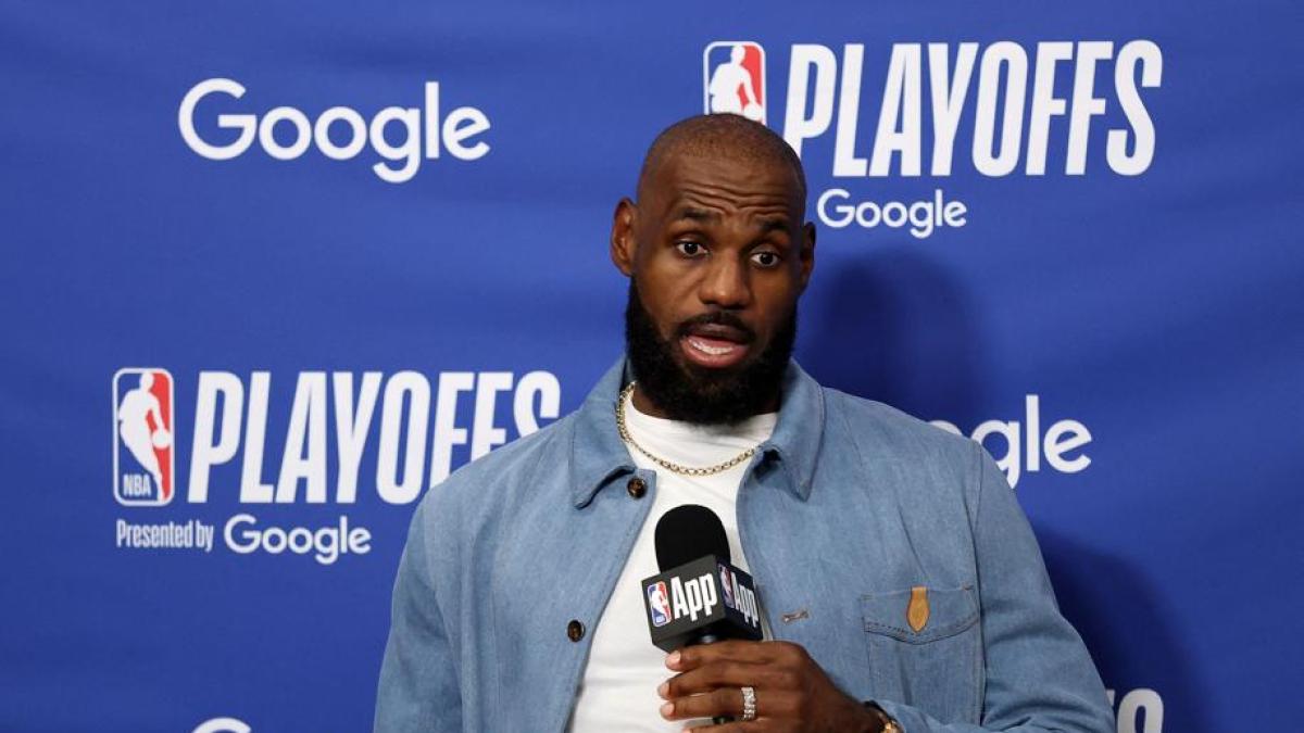 Nba, LeBron James ai Philadelphia 76ers