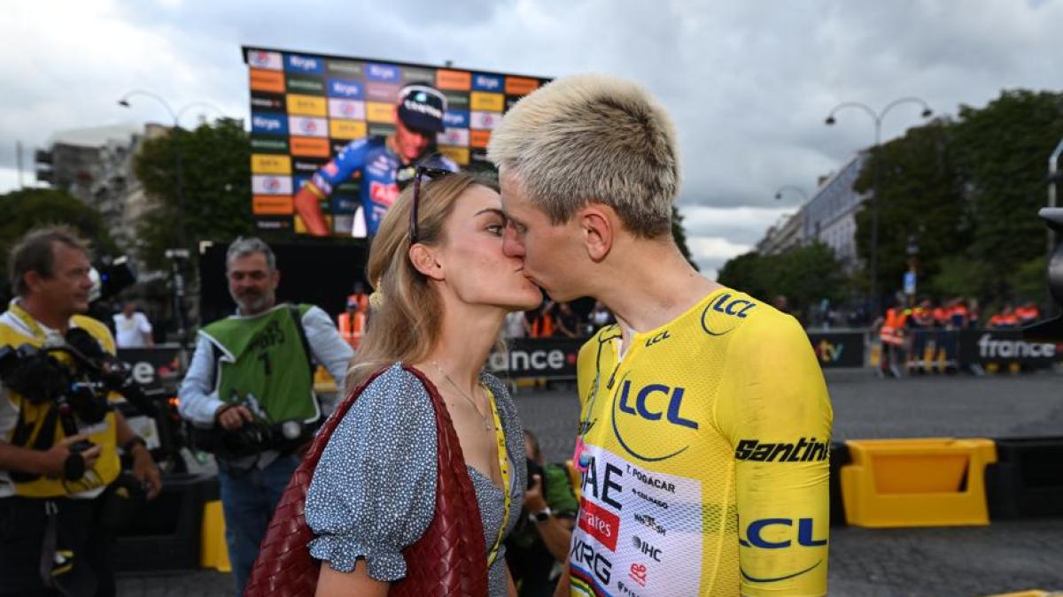 Tour de France Pogacar: "Più grande anche dei sogni che hai da bambino"