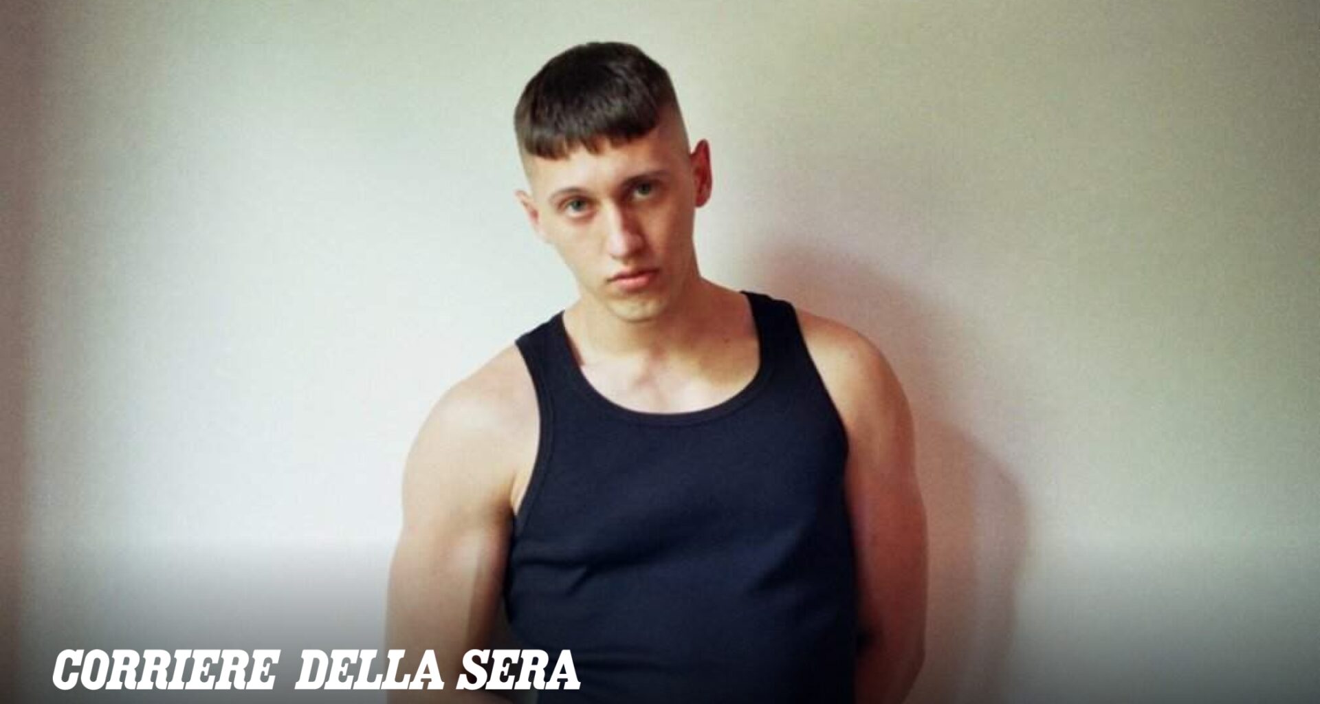 Il rapper Massimo Pericolo e la nuova vita: «Mangio cibi sani e mi sono avvicinato al buddhismo. Ricordo ad Assago: un trionfo, poi il senso di vuoto»