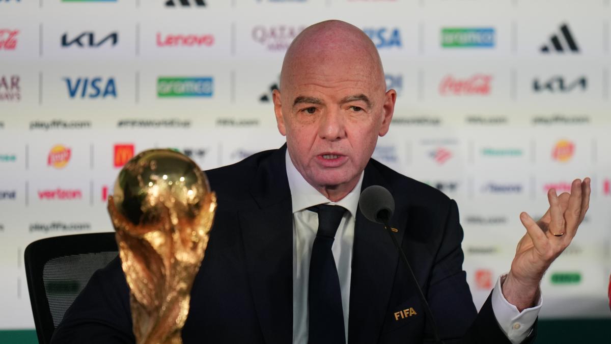 Fifa mette in vendita il Mondiale: quote a società con fondi privati