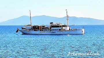 Alicia, panfilo da sogno. La signora del mare arrivata a Porto Santo Stefano