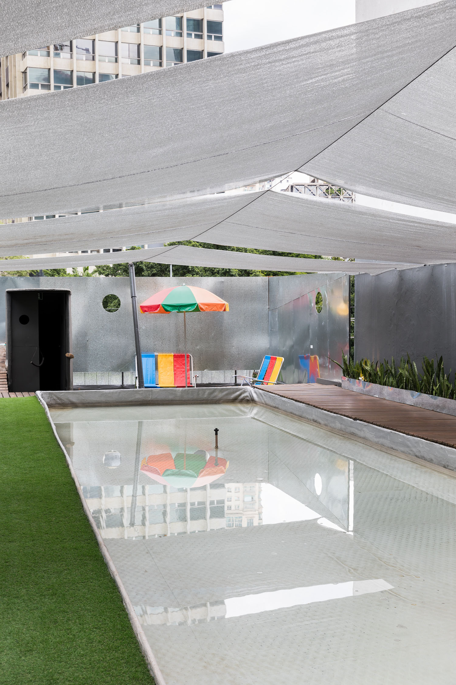 Casa Bola, la casa sferica progettata da Eduardo Longo a San Paolo