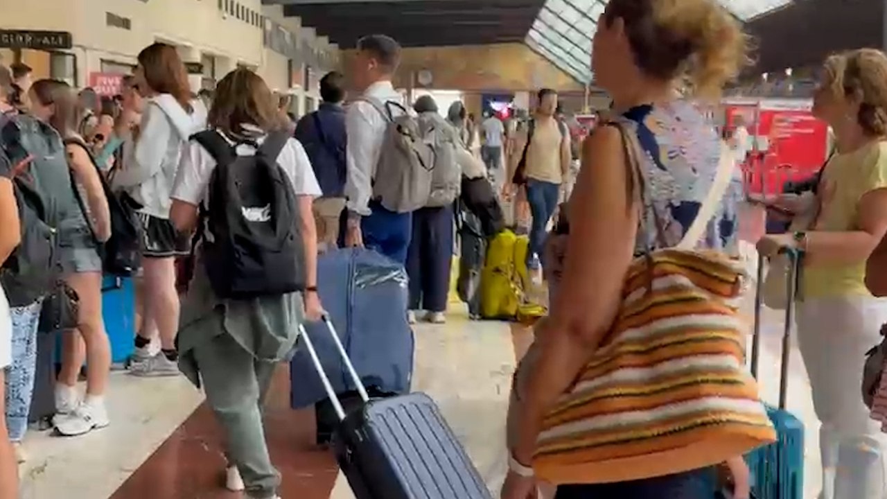 Lavori Ponte al Pino, primo giorno di stop ai treni: “Disagi ma situazione sotto controllo”