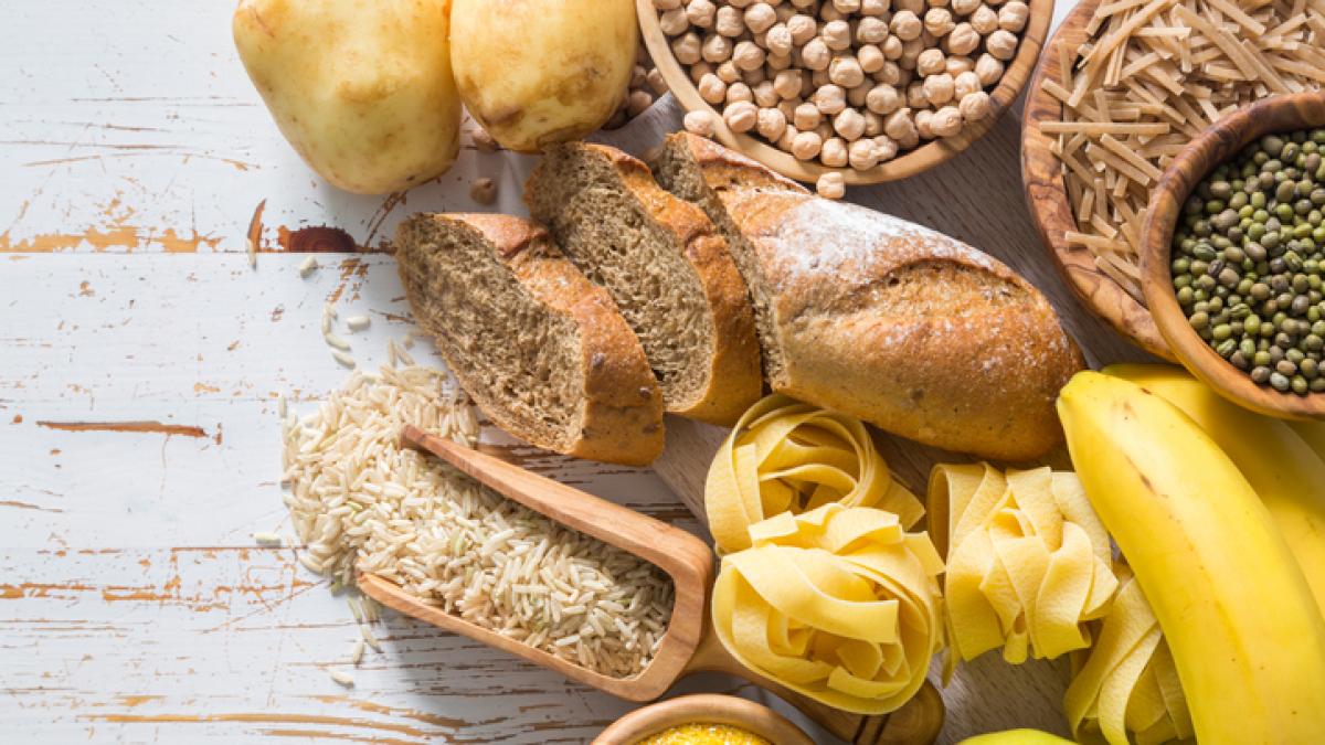 Carboidrati per la corsa: teoria vs pratica nel fueling