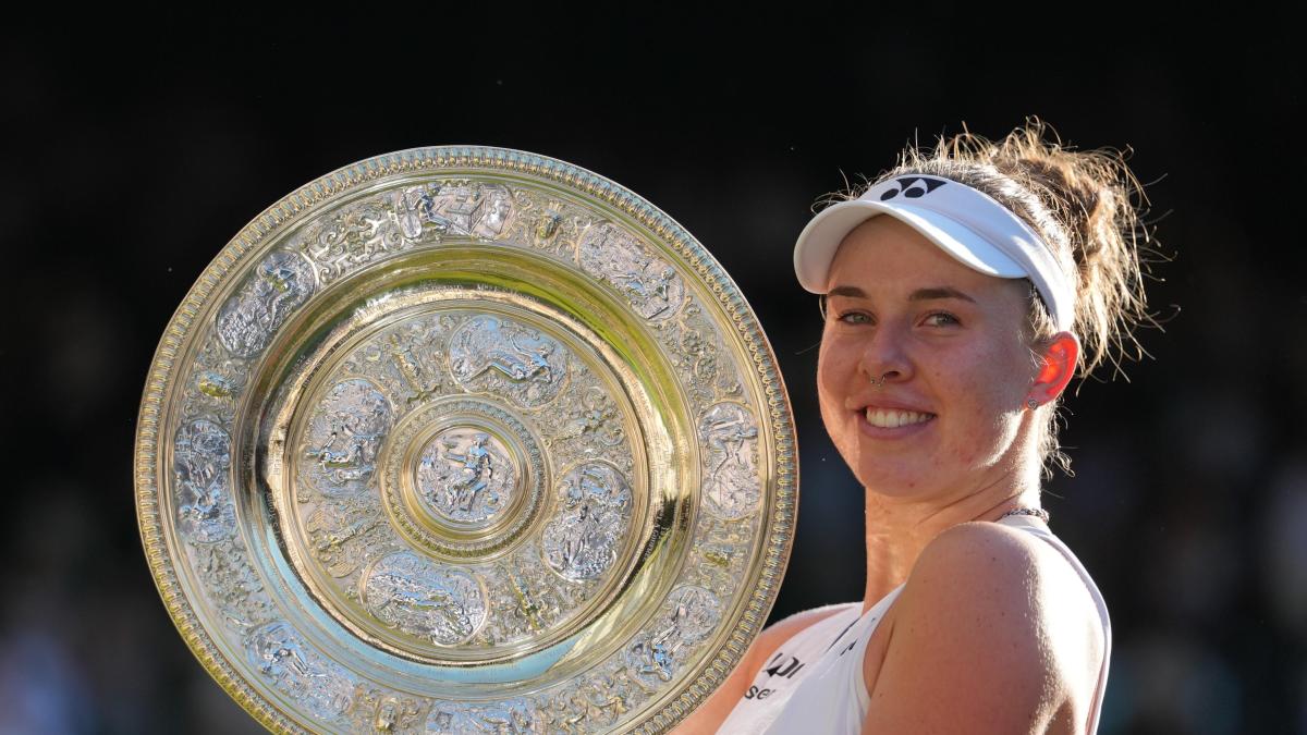 Linda Noskova, intervista dopo il trionfo a Wimbledon: "Ragazzi, perdere aiuta a vincere"