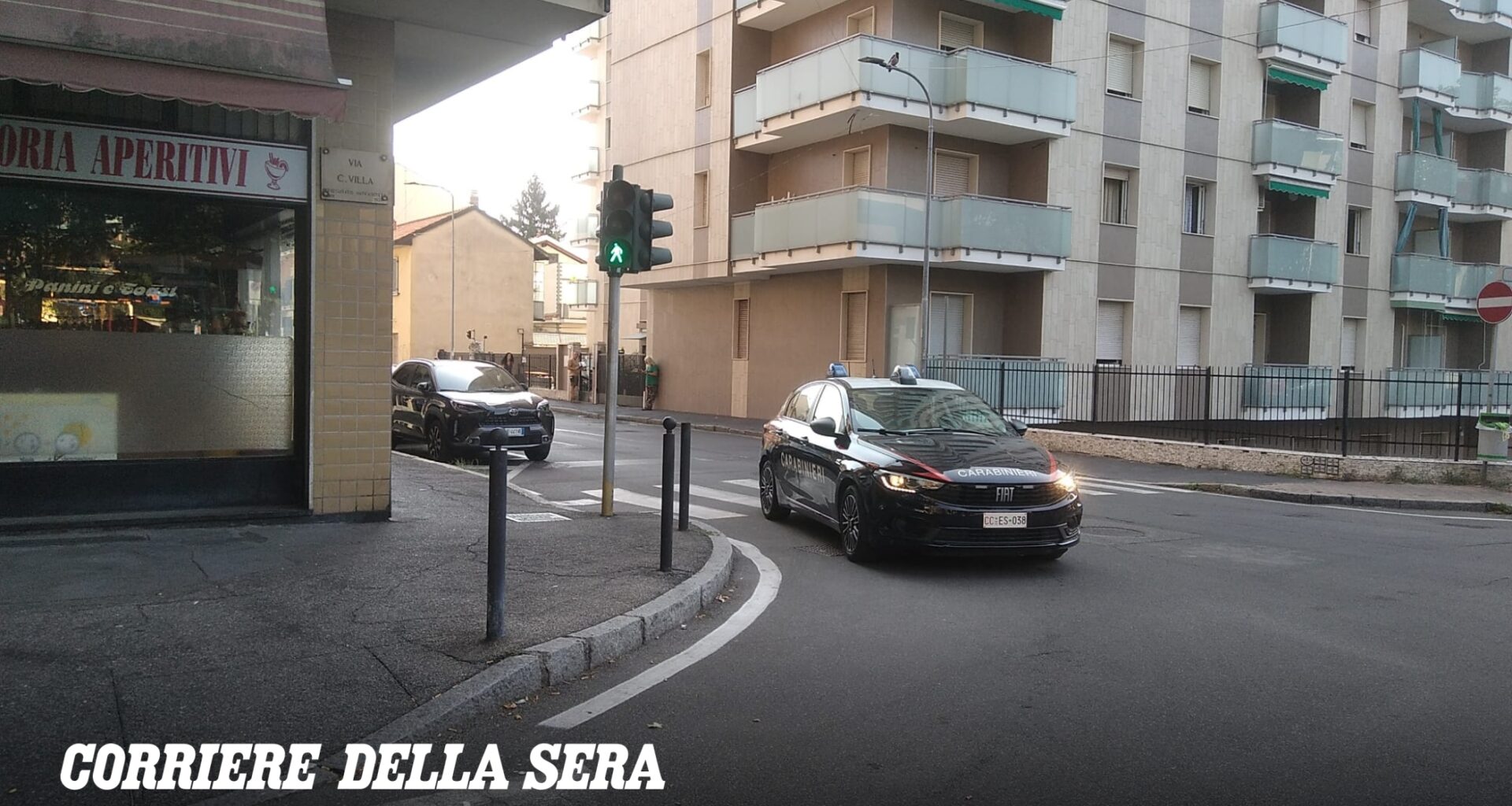 Cinisello Balsamo, si dà fuoco in auto mentre è in videochiamata con la ex: 35enne gravissimo. La donna: mi perseguitava