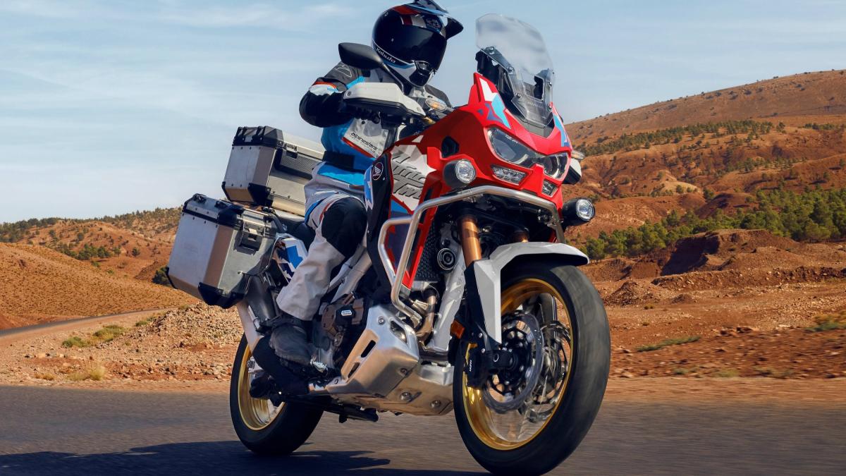 10 moto adventure 2026. Cosa scegliere. motore e prezzo