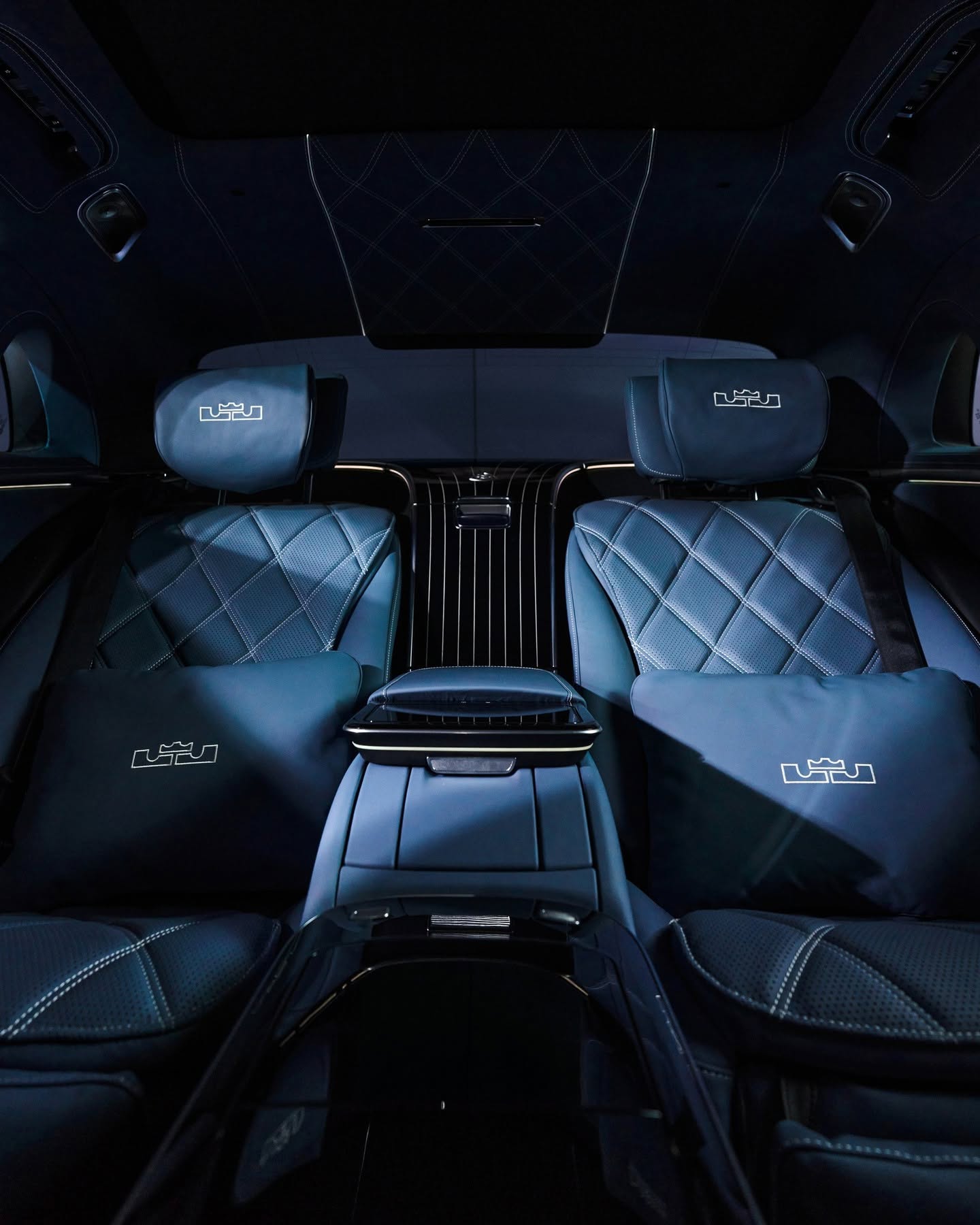 Mercedes, una Classe S680, con motore V12 da oltre 600 cavalli per Le Bron James