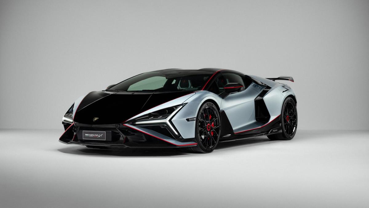 Lamborghini Revuelto SV: anteprima, motore, V12, prestazioni, come è fatta, potenza