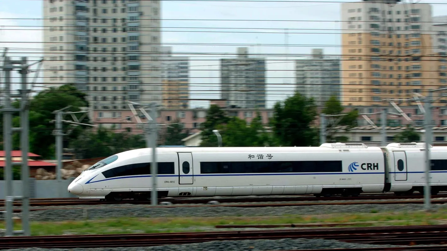 A cosa servono gli aerei se i treni vanno da 0 a 800 kmh in 5 secondi?